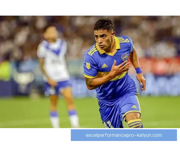 滕哈赫更衣室管理状态值得关注，球队内部氛围持续向好