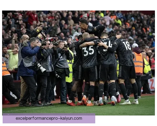 德甲欧联竞争格局分析，黑马球队表现稳健引人关注